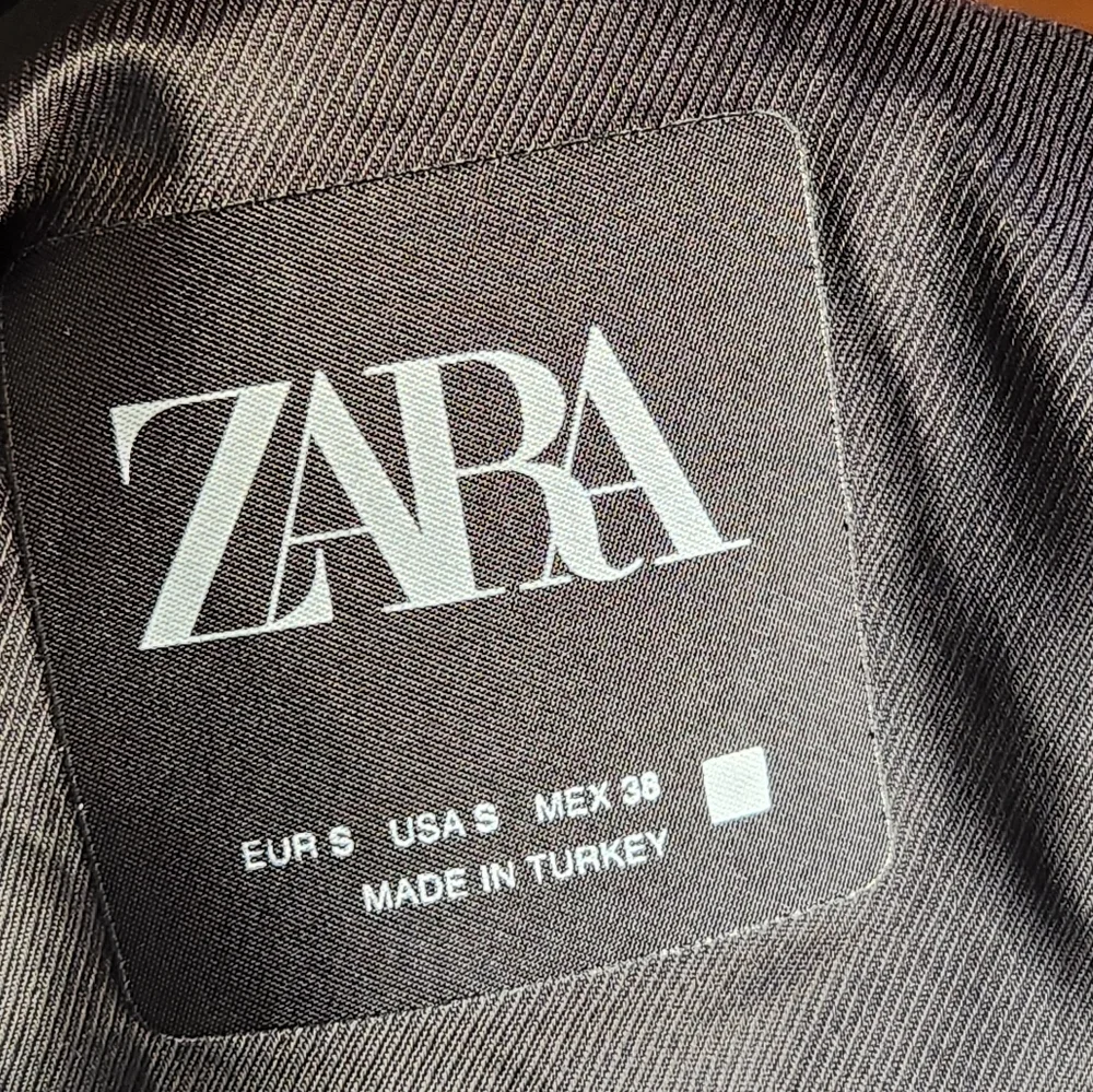 Zara Women's Black Blazer Size Small Classic‎